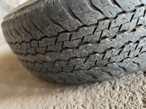 中古純正タイヤ、ホイール4本セット　265/65r/17