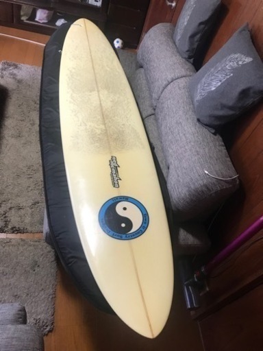 (希少)タウン&カントリー サーフボード 7’9 専用ハードケース付 ミッドレングス