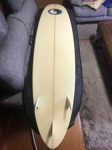 (希少)タウン&カントリー サーフボード 7’9 専用ハードケース付 ミッドレングス