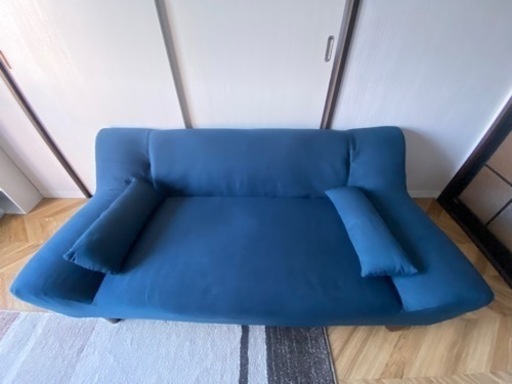 ローソファ　LOWYA