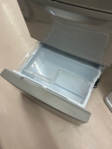 ご覧いただきありがとうございます。 三菱 冷蔵庫 465L  6ドア フレンチドア 観音開き 自動製氷 切れちゃう瞬冷凍 MR-R47Z  シルバー