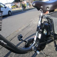 電動アシスト三輪自転車の画像