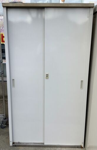 物置 屋外用 スライド扉 鍵付き【ユーズドユーズ名古屋天白店】J2360