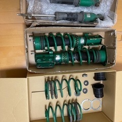 30プリウス  TEIN車高調