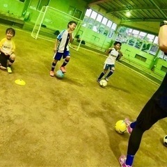 楽しくサッカーを⚽️  【FCBLUEVサッカースクール】の画像