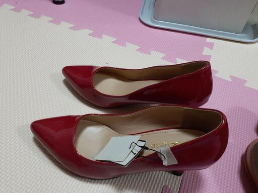 Pinky\u0026Dianne赤 パンプスｻｲｽﾞSタグ付き 値引きしました