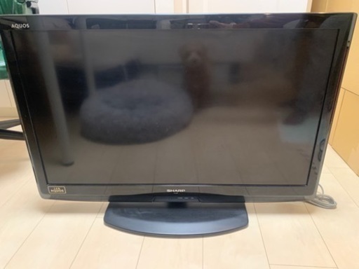 SHARP 32型テレビ　AQUOS 2011年製