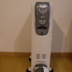【値下げしました】デロンギ オイルヒーター R670812CF