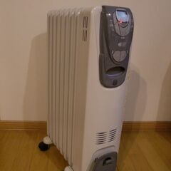【値下げしました】デロンギ オイルヒーター R670812CFの画像