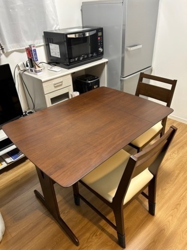 ナフコ　二人用食卓台