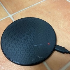 ワイヤレス充電器の画像