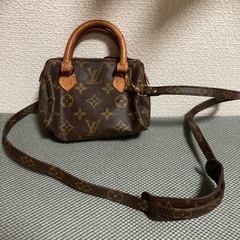 ルイヴィトン　ミニスピーディ　ストラップ付き