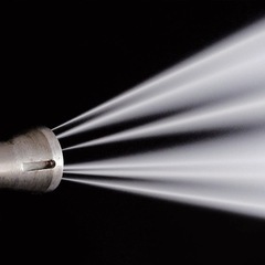 【正社員】未経験からプロの技術者を養成します。新技術のノウハウを学びながらしっかりと稼げる環境を提供します。の画像