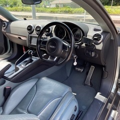 アウディ TT quattro V6 3.2L 車検残1年以上の画像