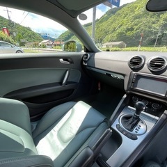 アウディ TT quattro V6 3.2L 車検残1年以上の画像