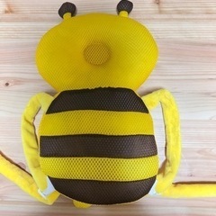 転倒防止クッション　ハチさん