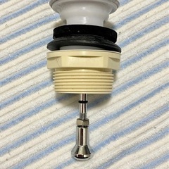 LIXIL(リクシル)INAX 洗面 化粧台排水栓❗️の画像