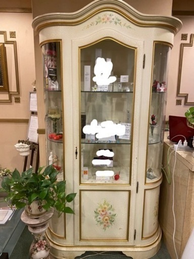 イタリア家具♪アンティーク♪ロココ調♪クラック塗装♪キャビネット♪カップボード