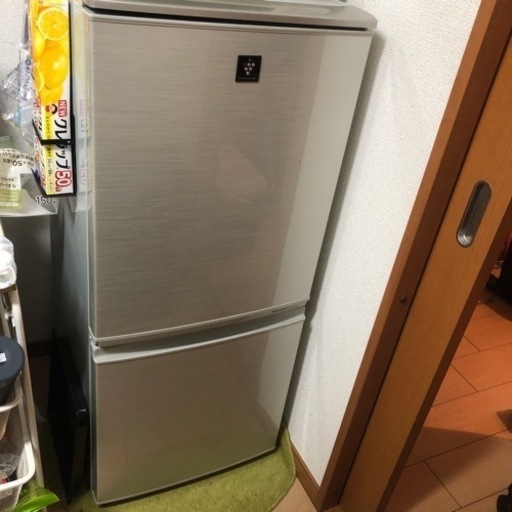 SHARP 冷蔵庫　プラズマクラスター　137リットル