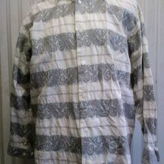 ９０'s  綿１００％ TAKEO KIKUCHI ペイズリー柄シャツ (レディース）の画像