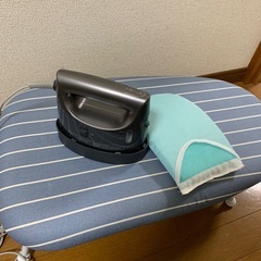 パナソニック　アイロン　20年製