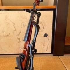 値下げします。ヤマハ　サイレントバイオリン SV-120 35,000円の画像