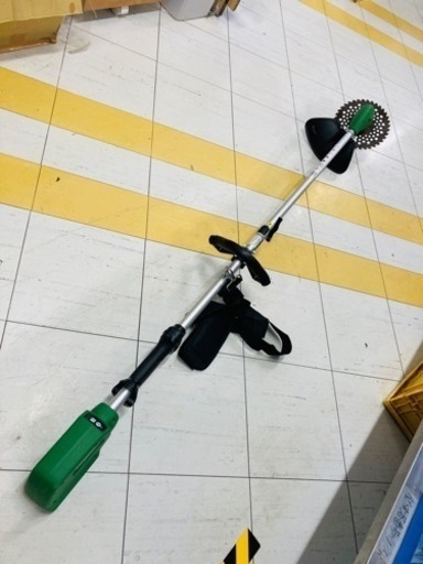 中古品● DCM 18V充電式刈払い機　DK-1825