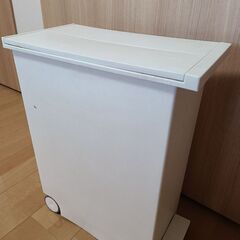 KEYUCA ゴミ箱　美品の画像