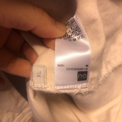 GU メンズXL 白ジャケットの画像