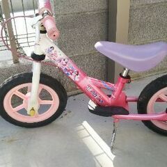 ディズニープリンセス ストライダー