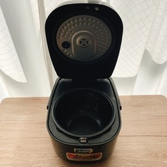 IHジャー炊飯器　5合炊き　アイリスオーヤマの画像
