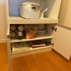 【ニトリ】キッチン収納(食器棚・レンジ台)の画像