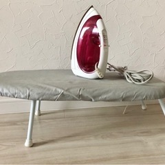 アイロン＋アイロン台の画像