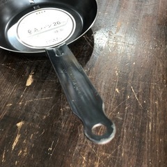 人気商品‼︎   厚底パン　フライパン　26cm   料理　大特価‼︎   おすすめ　現品限り‼︎の画像