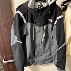 THE NORTH FACE