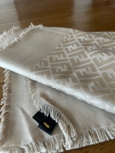 フェンディ　大判ストール