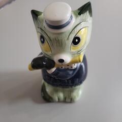 猫の貯金箱