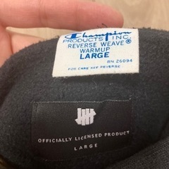 UNDEFEATED×Champion　コラボパーカーの画像