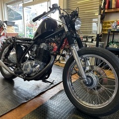 YAMAHA SR400 カスタム多数