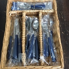 未使用品　スプーン　フォーク　ナイフ　ボリュームセット　カゴ入り...