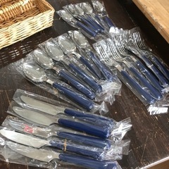 未使用品　スプーン　フォーク　ナイフ　ボリュームセット　カゴ入り　お買得　おすすめ　現品限り‼︎の画像