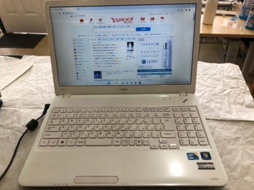 パソコン NEC LAVIE LS550/D