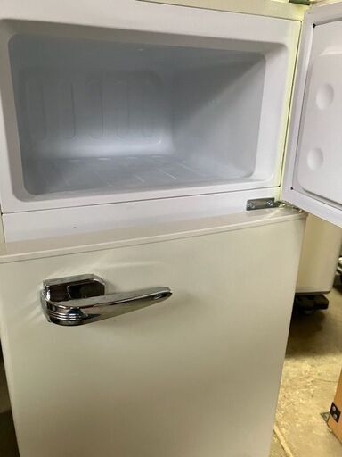 【高年式】 2021年式 85L s!mplus 冷蔵庫 SP-RT85L2 TVドラマで使用されました】2ドアレトロ冷蔵庫 85L SP-RT85L2