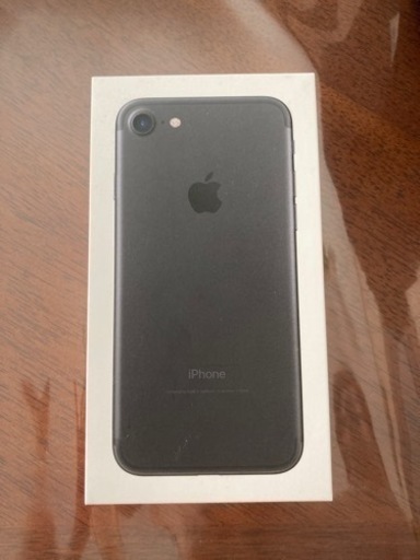 iPhone7 32GB ブラック　ソフトバンク(SIMロック解除可能)値下げ　やり取り早い方で決まります
