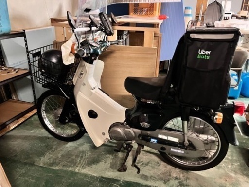 ホンダカブ　ウーバーイーツ仕様売ります
