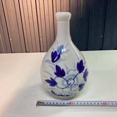 花柄一輪挿し花瓶？ 陶器？の画像