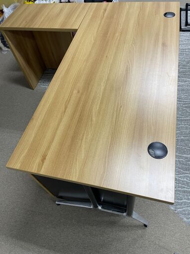 【超美品/1年未満使用】オフィスデスク　ワークテーブル