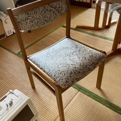 ダイニングチェア　2脚