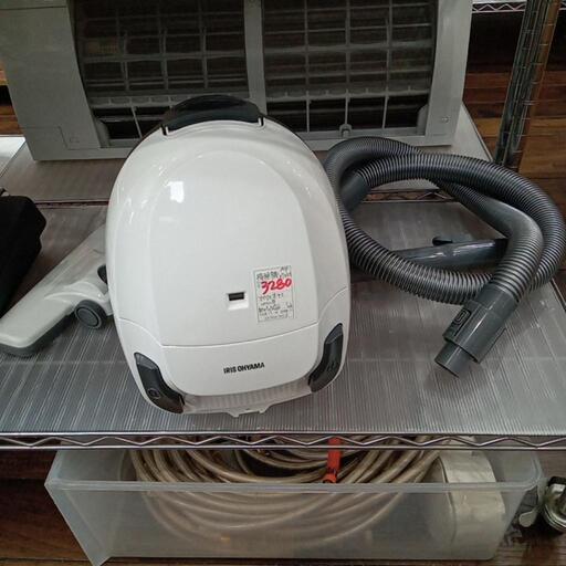 ★【アイリスオーヤマ】紙パック式掃除機　2022年製❗(IC-B102) 【3ヶ月保証付き】店頭販売のみ