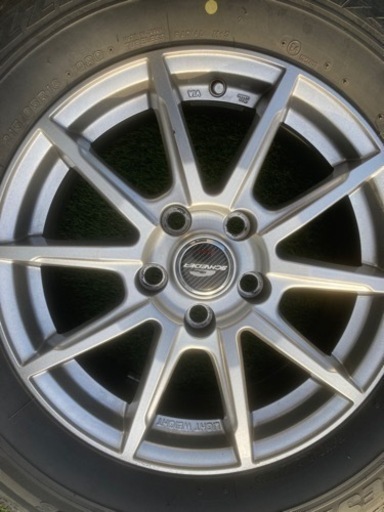 アルミホイール　215/65R16